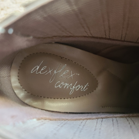 Dexflex comfort taupe booties stretch ankle,sueded fabric upper size 8 - Picture 6 of 7